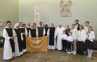 البابا فرنسيس يلتقي اليوم جماعة التطويبات في الفاتيكان Provided by: Vatican Media