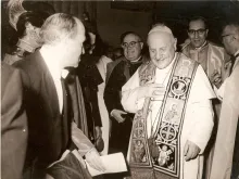 البابا يوحنا الثالث والعشرون في العام 1962