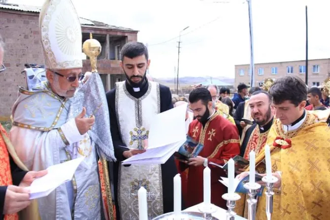 أرمينيا: تكريس كنيسة القديس يوسف للأرمن الكاثوليك-2
