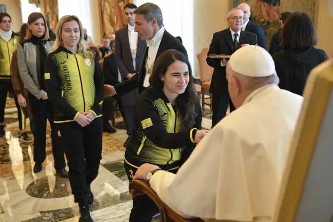 البابا فرنسيس يلتقي أعضاء الجمعيّة الفاتيكانيّة للرياضيين الهواة