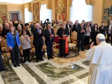 البابا فرنسيس يلتقي أعضاء جمعيّة الصداقة الفرنسيّة اليهوديّة-المسيحيّة