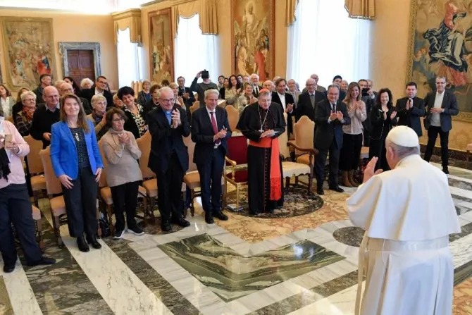 البابا فرنسيس يلتقي أعضاء جمعيّة الصداقة الفرنسيّة اليهوديّة-المسيحيّة