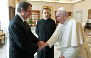 البابا فرنسيس يلتقي الرئيس القبرصي Provided by: Vatican Media