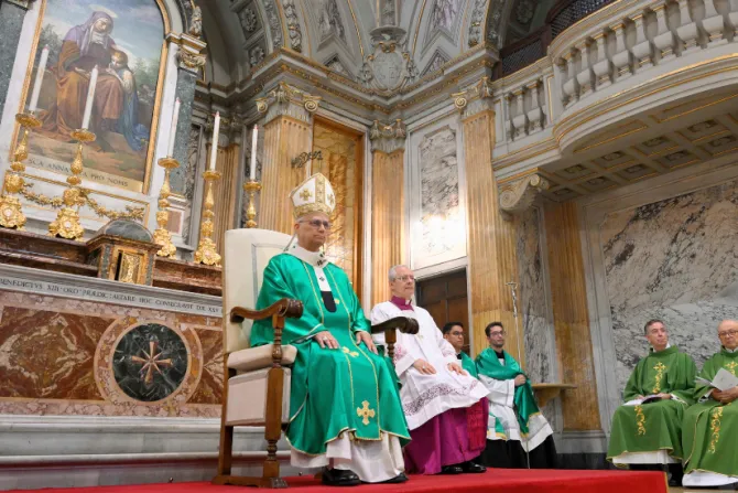 البابا لاوون الرابع عشر يترأّس القدّاس الإلهيّ في كنيسة القدّيسة حنّة-الفاتيكان
