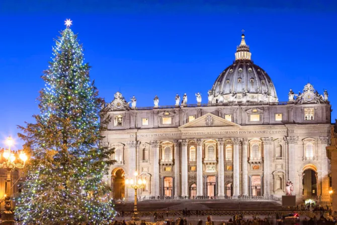 تكتسب روما سحرًا مضاعفًا في زمن الميلاد