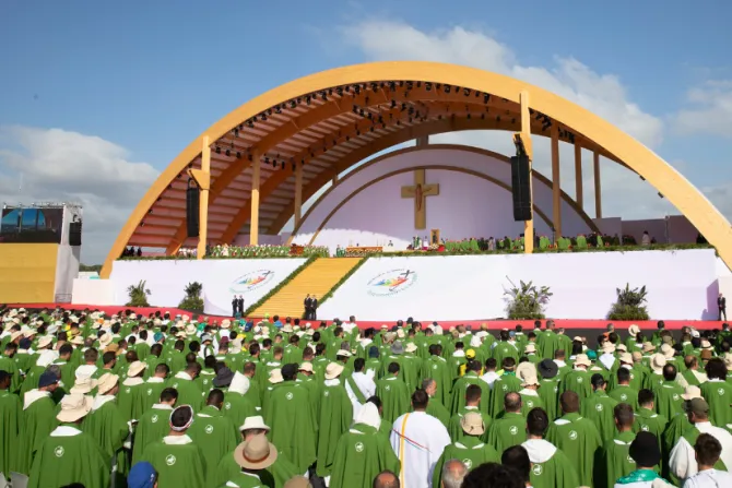 حجّاج يشاركون في إحدى فعاليّات يوبيل الرجاء في روما