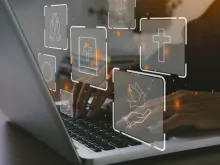 ليست مهمّة الراعي تقديم إجاباتٍ جاهزة بل مساعدة المؤمنين في طرح الأسئلة الصحيحة