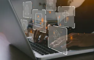 ليست مهمّة الراعي تقديم إجاباتٍ جاهزة بل مساعدة المؤمنين في طرح الأسئلة الصحيحة مصدر الصورة: witsarut sakorn/Shutterstock