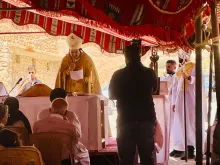 قدّاس إلهيّ في النبك-سوريا في الذكرى الثانية عشرة لاختفاء الأب باولو دالوليو