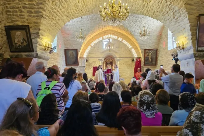الاحتفال بعيد القدّيسة آنا وإعادة تكريس كنيستها في بلدة اليعقوبيّة-ريف إدلب