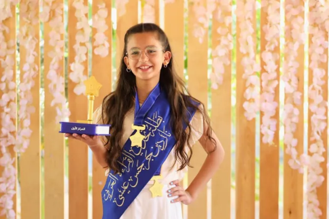 ناردين عيسى بطلة «تحدّي القراءة العربيّ» لعام 2025