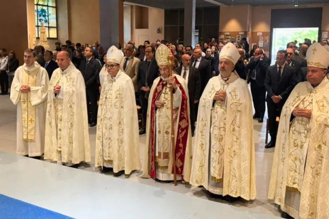 الراعي يترأّس قدّاسًا إلهيًّا في رعيّة مار شربل-سورين، فرنسا اليوم