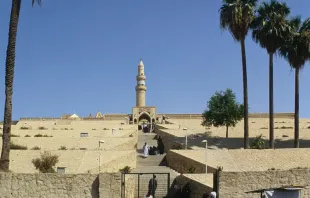 تلّ التوبة في نينوى العراقيّة مصدر الصورة: Roland Unger via wikimedia commons (CC BY-SA 3.0)