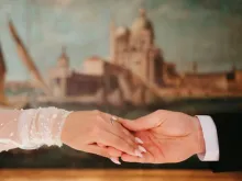 الشبيبة المسيحيّة المشرقيّة في المهجر... بين أزمة الزواج وتحدّي الانتماء