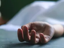 الانتحار صرخة صامتة ناجمة من ألم عميق