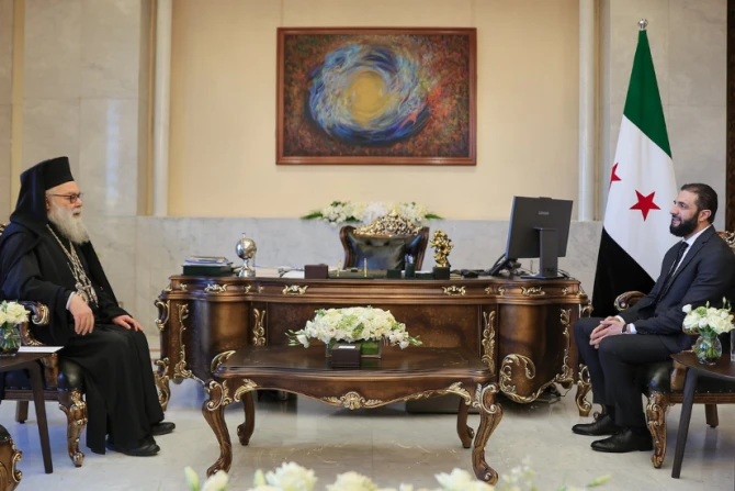 جانب من لقاء البطريرك يازجي والرئيس الشرع في قصر الشعب-دمشق