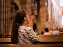 الإصغاء إلى الله ليس فعلًا ثانويًّا في الحياة المسيحيّة