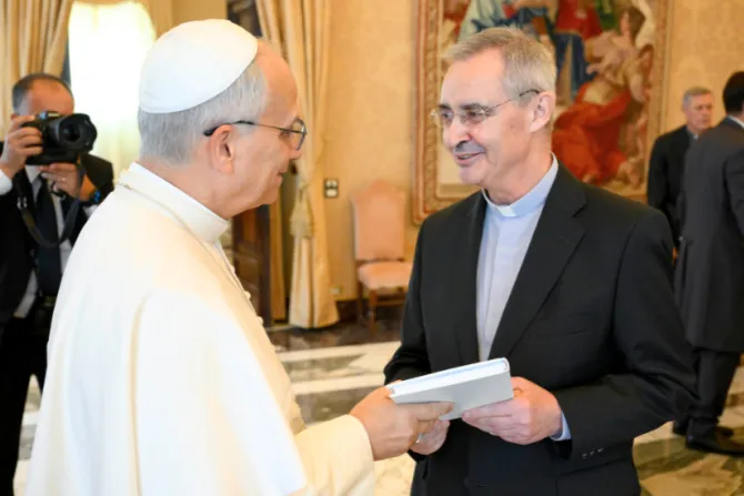 البابا لاوون الرابع عشر يلتقي هيئة كتّاب مجلّة «الحضارة الكاثوليكيّة» في القصر الرسوليّ الفاتيكانيّ اليوم
