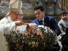 البابا لاوون الرابع عشر يترأّس قدّاسًا إلهيًّا في عيد عماد الربّ في الفاتيكان