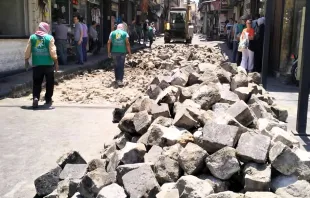 من أعمال إعادة تأهيل طُرق دمشق القديمة مصدر الصورة: لجنة حيّ باب توما