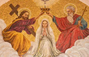 عقيدة «أمّ الله» هي أولى العقائد المريميّة وأساس التعليم الخاصّ بمريم في الإيمان المسيحيّ مصدر الصورة: jorisvo/Shutterstock