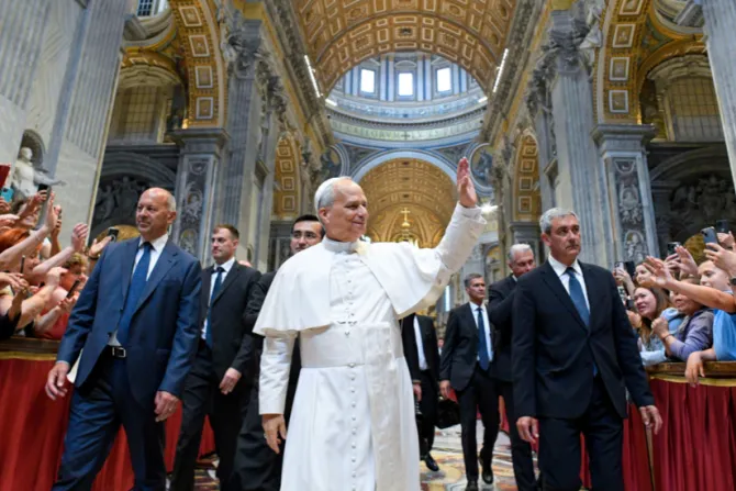 البابا لاوون الرابع عشر في مقابلة عامّة يوبيليّة احتضنتها بازيليك القدّيس بطرس-الفاتيكان يوم 14 يونيو/حزيران 2025