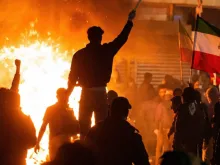 الاحتجاجات الغاضبة تتواصل في إيران ووضع المسيحيّين تحت المجهر