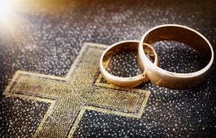 التحضير الإيمانيّ لفهم سرّ الزواج أمرٌ ضروريّ مصدر الصورة: pgaborphotos/Shutterstock