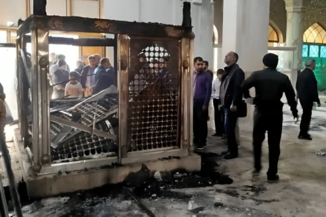 استهداف دور العبادة يُعدّ غالبًا من المحرّمات