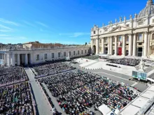 تواصِل فعاليّات يوبيل الرجاء استقطاب الحجّاج من مختلف أنحاء العالم