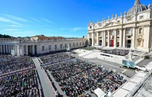 تواصِل فعاليّات يوبيل الرجاء استقطاب الحجّاج من مختلف أنحاء العالم مصدر الصورة: فاتيكان ميديا