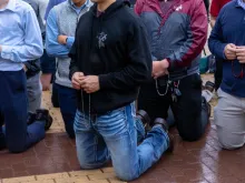 المسبحة الورديّة… صانعة سلامٍ روحيّ وعالميّ