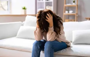 الإرشاد الروحيّ والنفسيّ يبقى الطريق الأمثل لتجاوز الوسواس مصدر الصورة: Andrey_Popov/Shutterstock