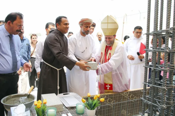 وضع الحجر الأساس للمركز الرعويّ الكاثوليكيّ في غلا بمسقط
