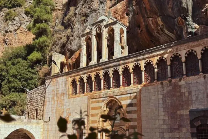 دير مار أنطونيوس قزحيّا-الوادي المقدّس