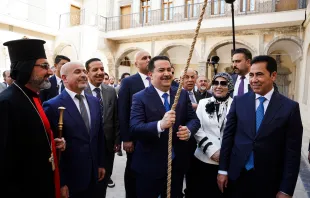 رئيس الوزراء العراقي يُعيد افتتاح كنيستَي العذراء الطاهرة وسيّدة الساعة في الموصل مصدر الصورة: اسماعيل عدنان/آسي مينا