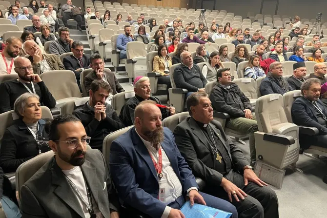 الكنيسة في سوريا تعقد مؤتمر متابعة لمخرجات اللقاء السوريّ الأوّل لقادة الشبيبة المسيحيّة