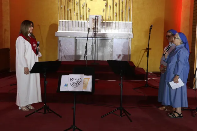 جانبٌ من أمسية التراتيل في كنيسة القلب الأقدس الكلدانيّة-بغداد، العراق