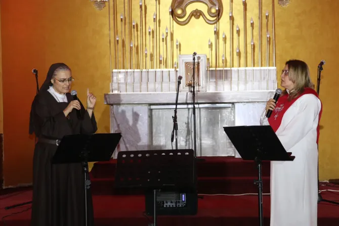 جانبٌ من أمسية التراتيل في كنيسة القلب الأقدس الكلدانيّة-بغداد، العراق