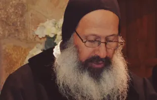 الأب كميل كيروز Provided by: Saint Anthony Kozhaya