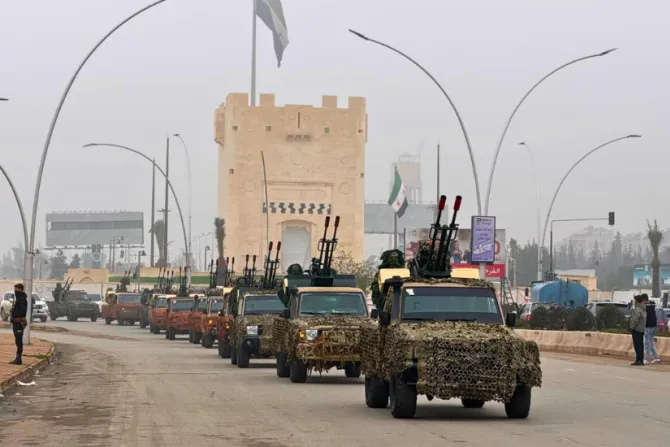 عام على التغيير السياسيّ في سوريا