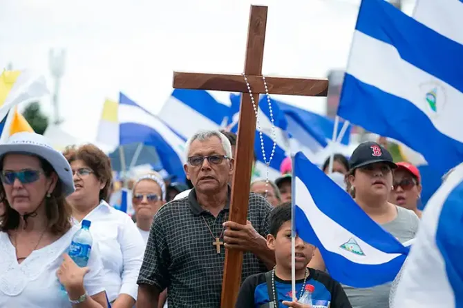 مؤمنون من نيكاراغوا يحجّون على نيّة أساقفتهم في العام 2018