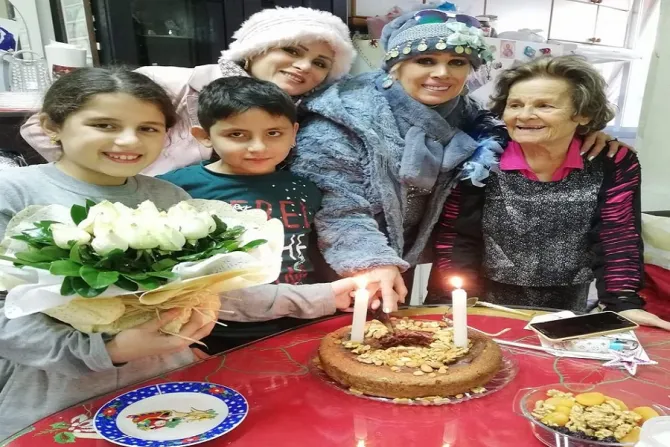 مود شوفاني مع عائلتها