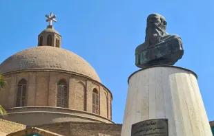 التمثال النصفيّ للكرمليّ في بغداد مصدر الصورة: موقع الكرمليّين الحفاة
