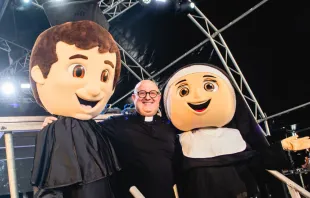 الكنيسة تترك المجال مفتوحًا لكلّ ما يمكن أن يخدم الإنسان ويقوده إلى العمق مصدر الصورة: صفحة الأب غييرمي بيكسوتو في فيسبوك