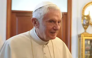 البابا الفخري بنديكتوس السادس عشر Provided by: Vatican Media