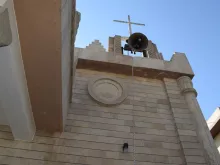 كنيسة مار بولس الرسول الكلدانيّة في الموصل تحتفل بقرع أجراسها للمرّة الأولى منذ العام 2014