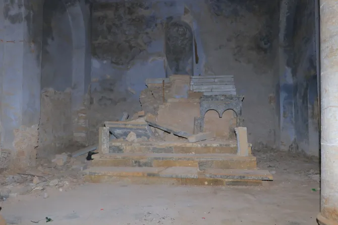 مذبح كنيسة يسوع الملك للسريان الكاثوليك في سنجار، الواقعة غربي مدينة الموصل