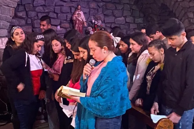 مركز التعليم المسيحي التابع لكنيسة سيدة النجاة في حمص يصلّي من أجل ضحايا الزلزال
