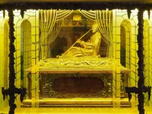 ضريح القدّيس أبوليناريوس في بازيليك القدّيس لامبيرتوس في دوسلدورف، ألمانيا